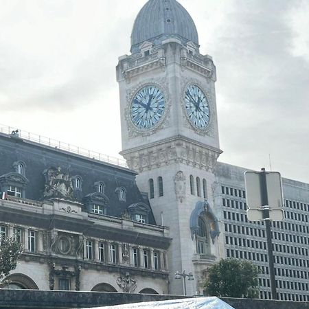 Studio de 35m2 à 5 minutes de la Gare de Lyon Parigi Esterno foto